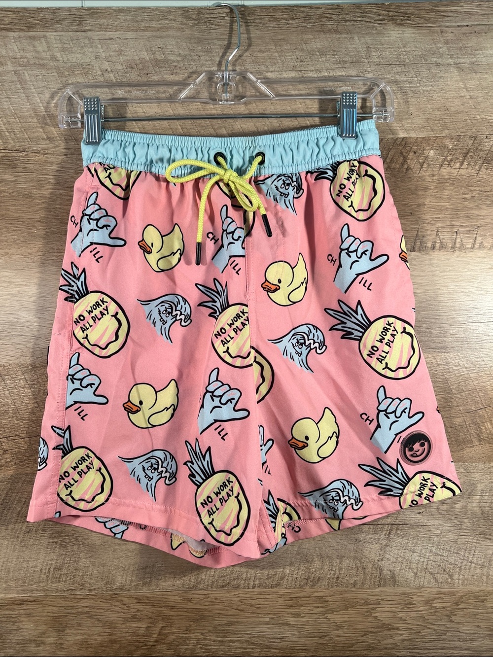 Neff Men's‎ Rubber Duck / Dizzy Duck Graphic Swim Trunks in Pink. Size Small